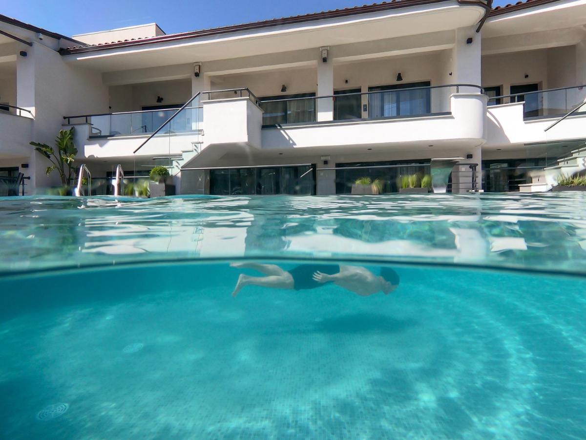 Melite Luxury Rooms & Apartments Paliouri Exterior photo
