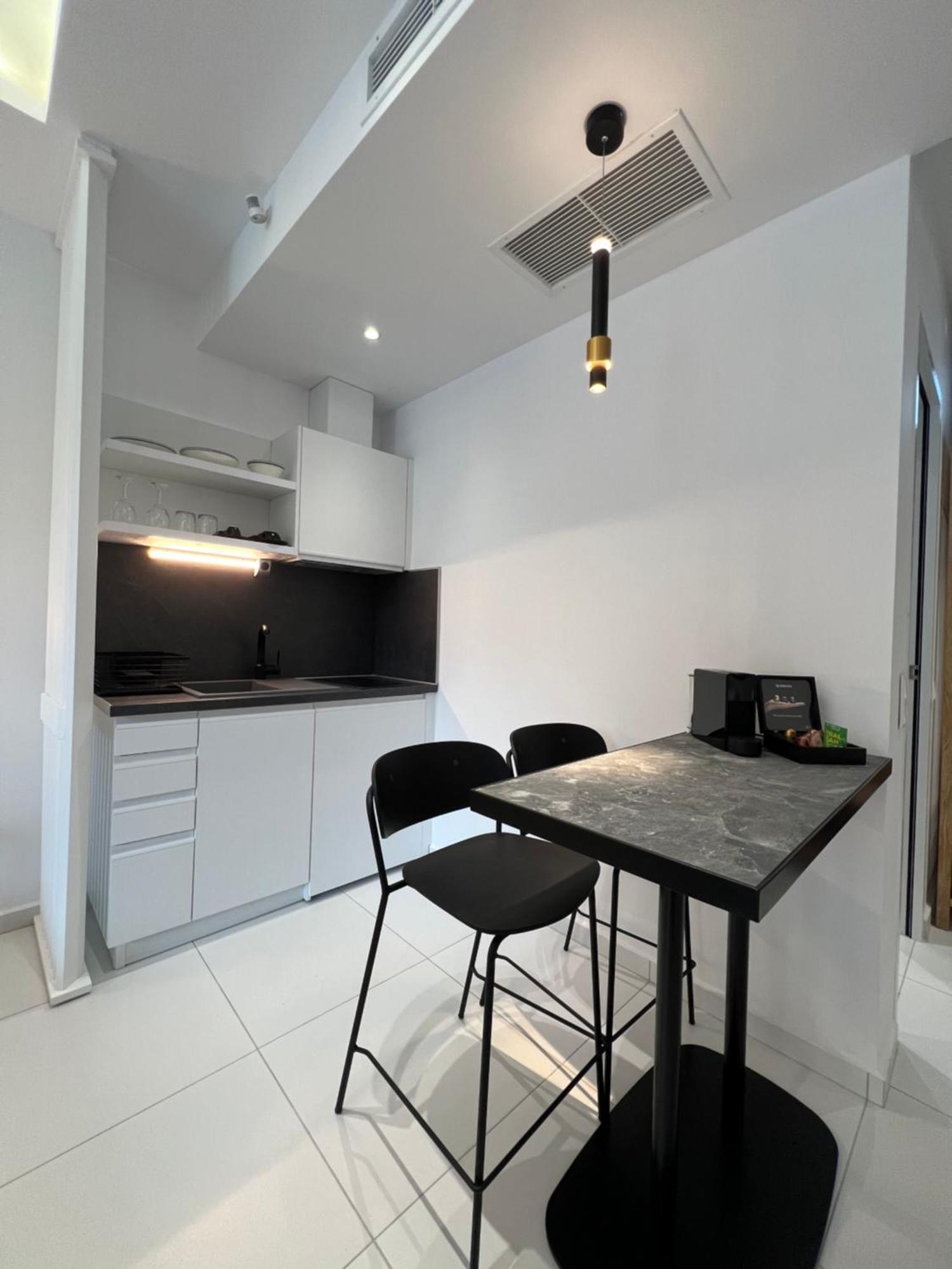 Melite Luxury Rooms & Apartments Paliouri Exterior photo